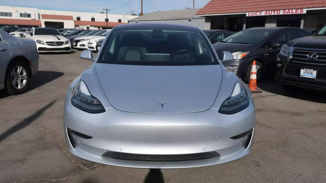 TESLA MODEL 3 2018 5YJ3E1EA1JF017916 image TESLA MODEL 3 2018 5YJ3E1EA1JF017916 image